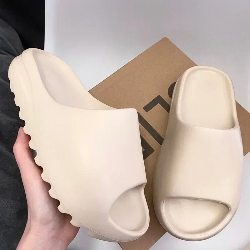 Brand High Quality Super Soft EVA Sole Summer Slippers for Men Bathroom Slippers Home Slides Couple Beach Sandals Male Slipper