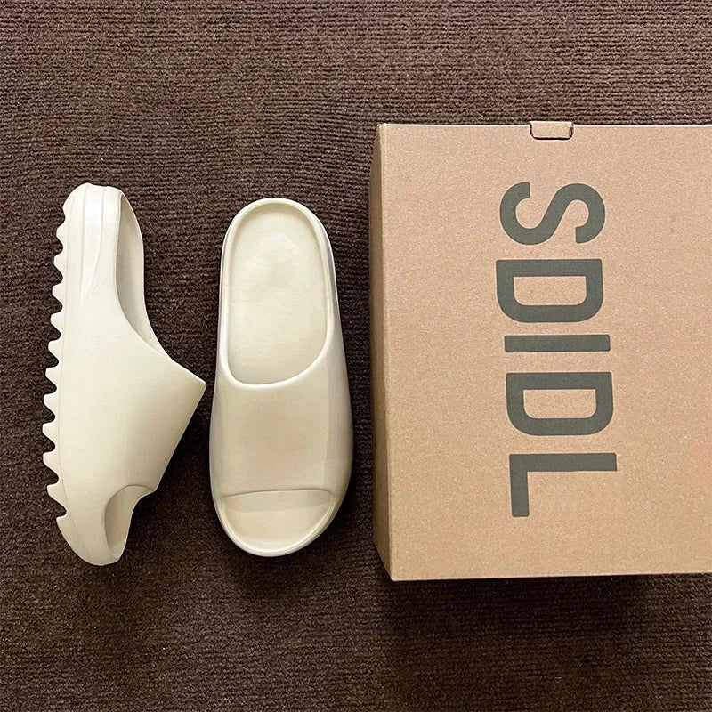 Brand High Quality Super Soft EVA Sole Summer Slippers for Men Bathroom Slippers Home Slides Couple Beach Sandals Male Slipper